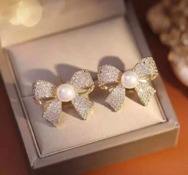 Korean Elegant Zircon Bow Style Earrings